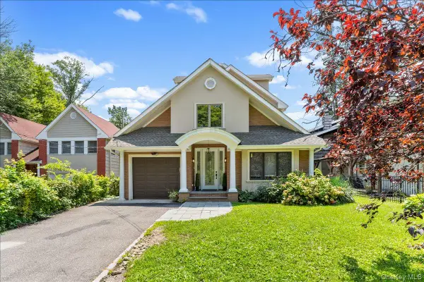11A Forest Lane, Great Neck, NY 11024