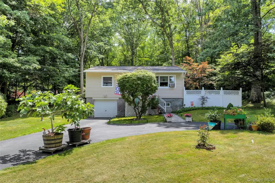 577 Wood Road, Mahopac, NY 10541 - #2