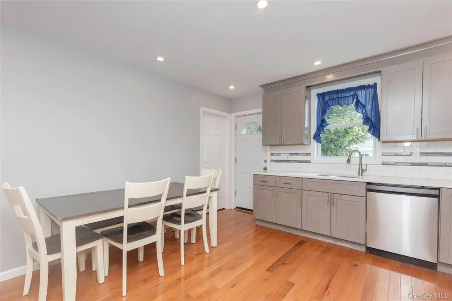 72 Edgewater Park Drive #72C, Bronx, NY 10465 - #2