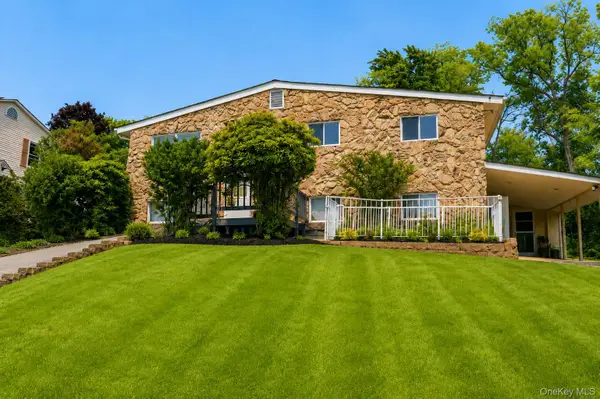 3 Tulip Lane, Monroe, NY 10950