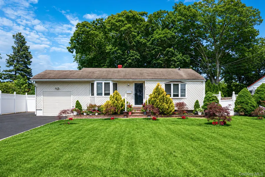 237 Dovecote Lane, Central Islip, NY 11722 - #2