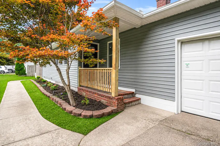 11 Mayfield, Mastic Beach, NY 11951 - #3