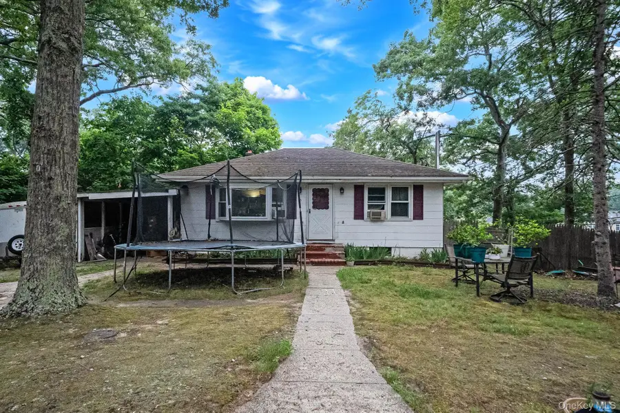 45 Dawn Road, Rocky Point, NY 11778 - #2