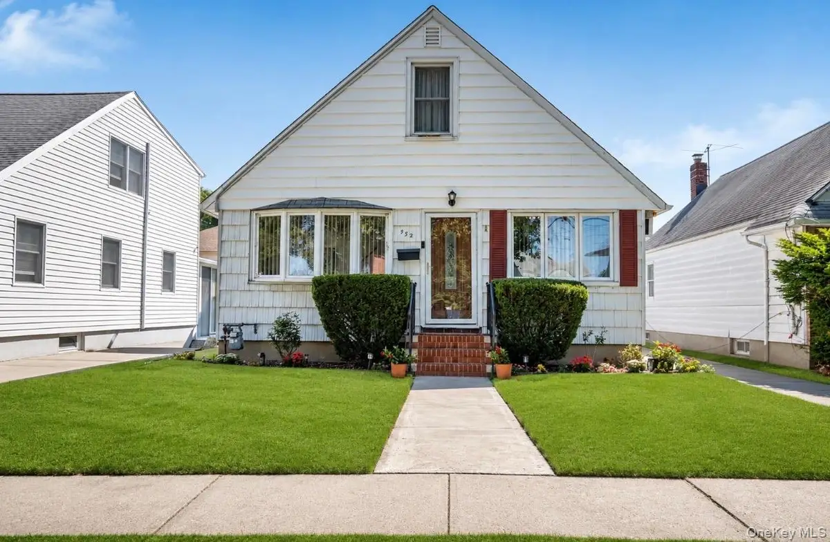 932 Cherry Lane, Floral Park, NY 11001 - #1