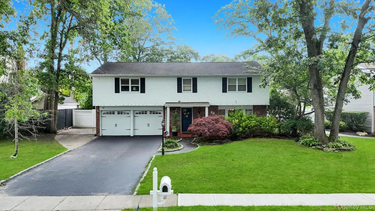 22 Cornelia Lane, Lake Grove, NY 11755 - #1