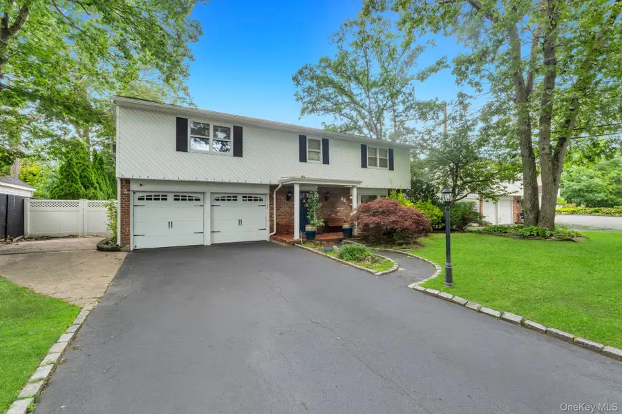 22 Cornelia Lane, Lake Grove, NY 11755 - #2