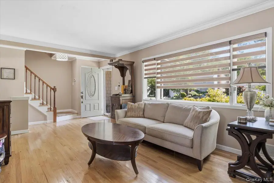 19 Sycamore Street, Melville, NY 11747 - #3