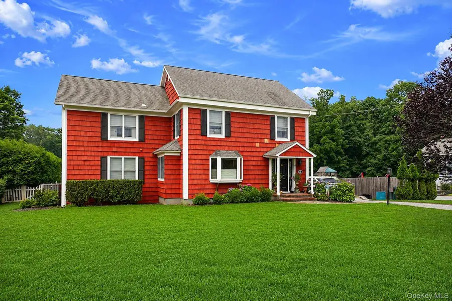 312 Riverside Drive, Riverhead, NY 11901 - #2