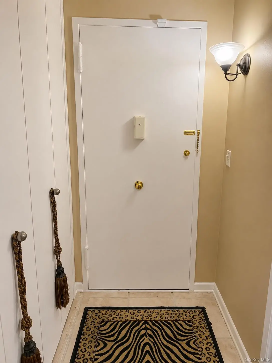 200 High Point Drive #8, Hartsdale, NY 10530 - #1