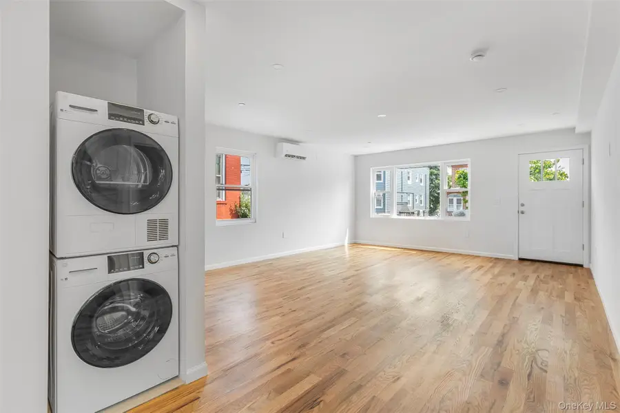 3439 Grace Avenue, Bronx, NY 10469 - #2