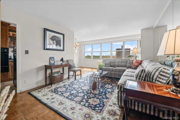 555 Kappock Street #10U, Bronx, NY 10463