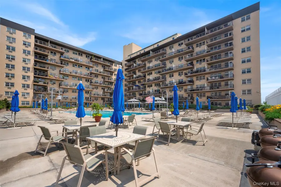 25 Neptune Boulevard #6F, Long Beach, NY 11561 - #2