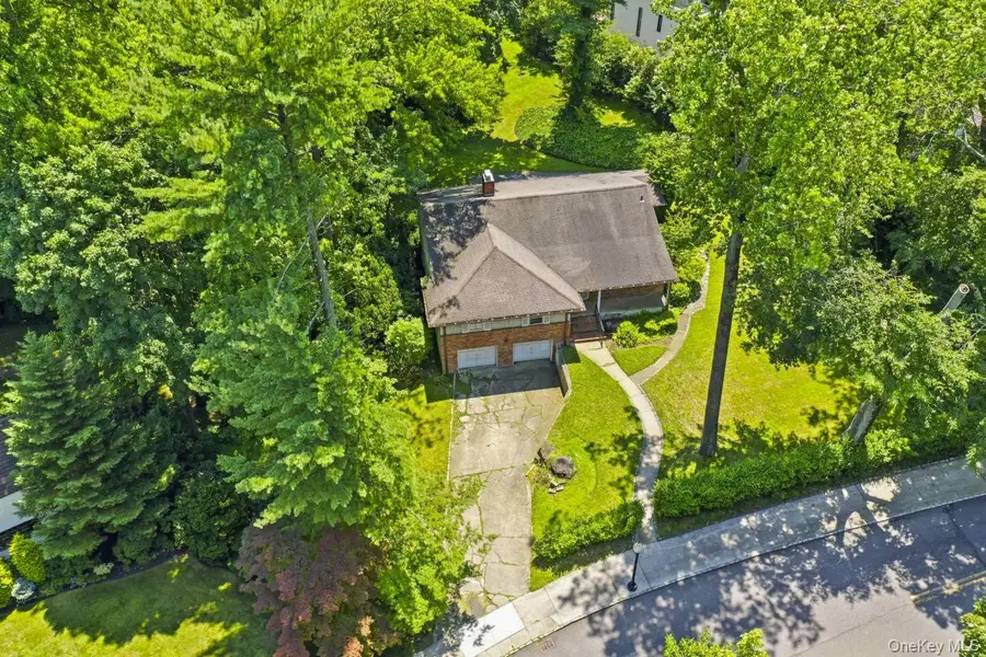 80 Nassau Drive, Great Neck, NY 11021 - #2