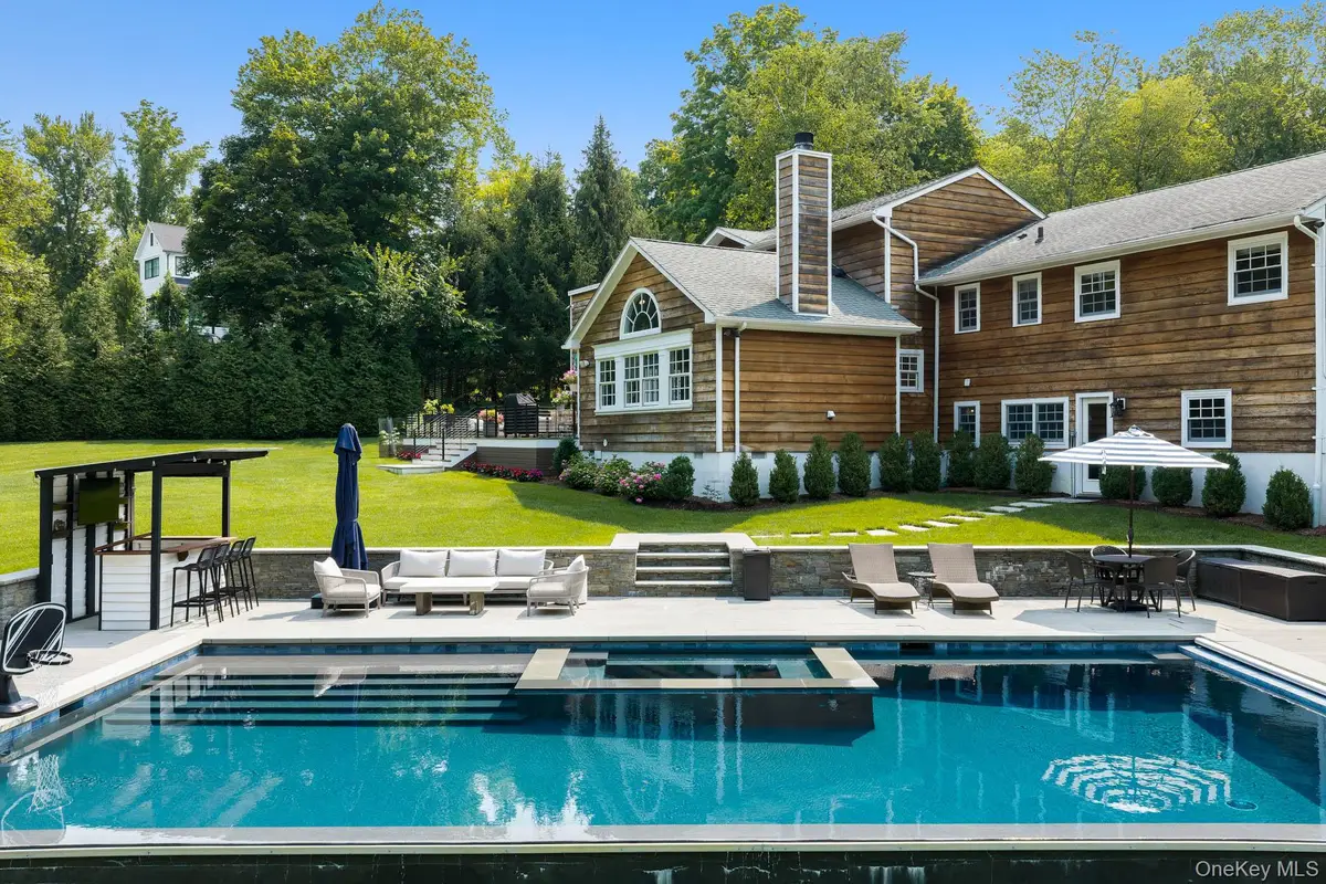 8 Seymour Place W, Armonk, NY 10504 - #1