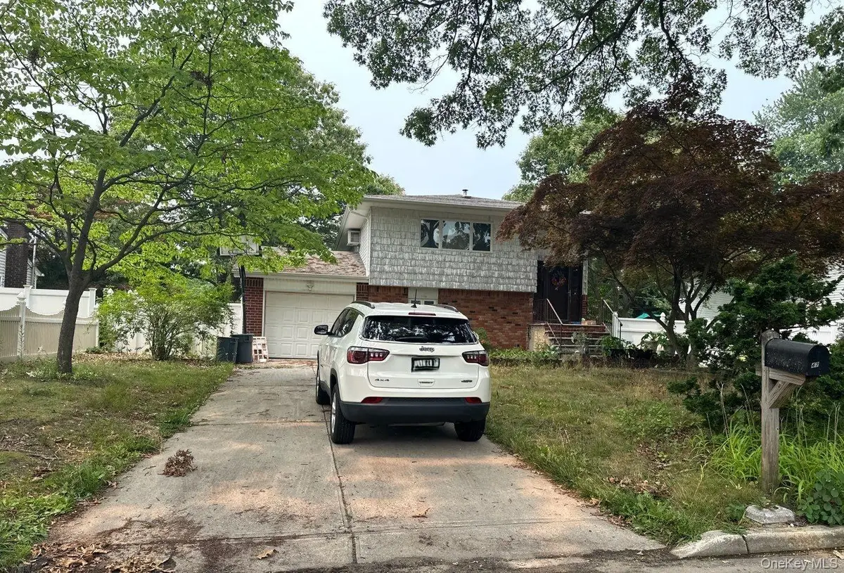 47 Cleremont Avenue, Saint James, NY 11780 - #1