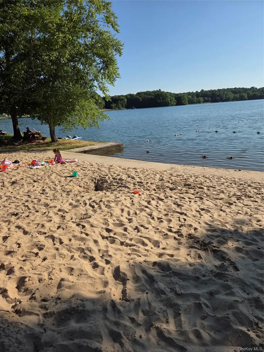 288 Sylvan Lake #22 Gardinia Road #22, Hopewell Junction, NY 12533 - #3