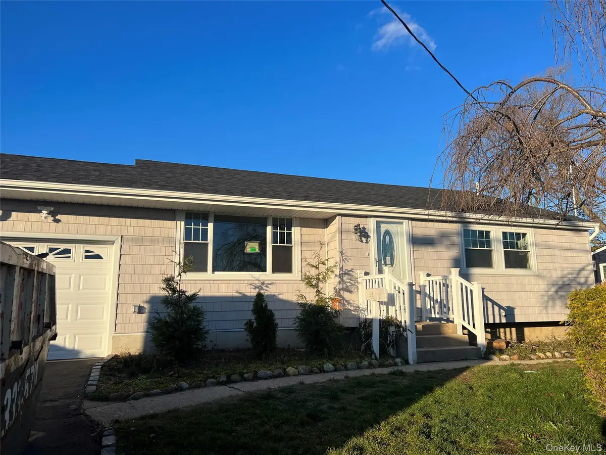 31 Stockton Street, Brentwood, NY 11717 - #1