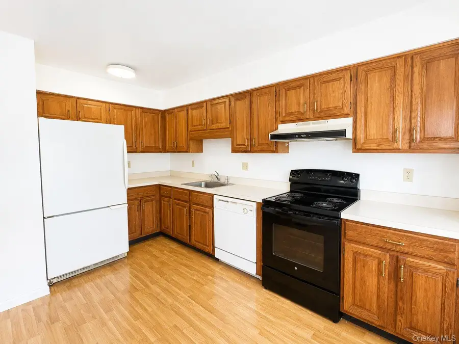 2555 Youngs Avenue #3C, Southold, NY 11971 - #3