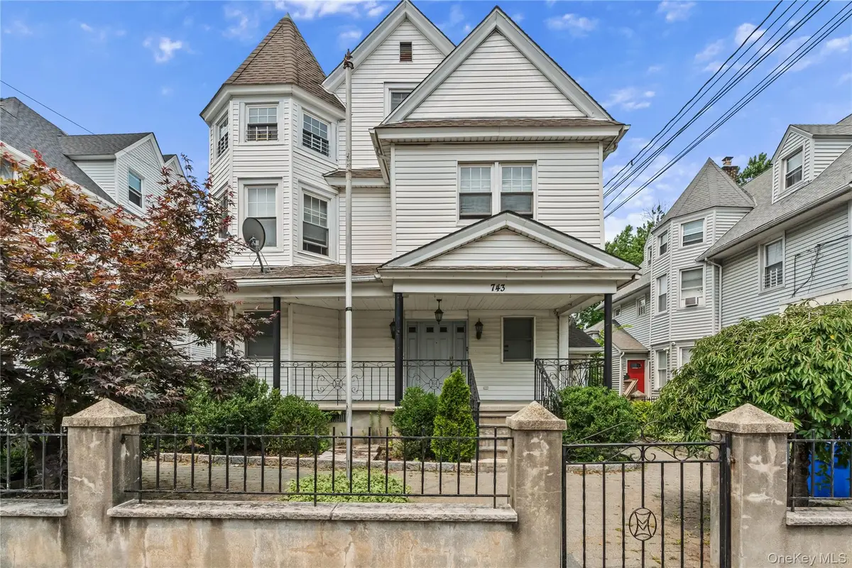 743 Palisade Avenue, Yonkers, NY 10703 - #1