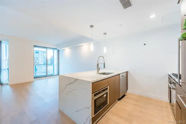33-66 Farrington Street #8F, Flushing, NY 11355