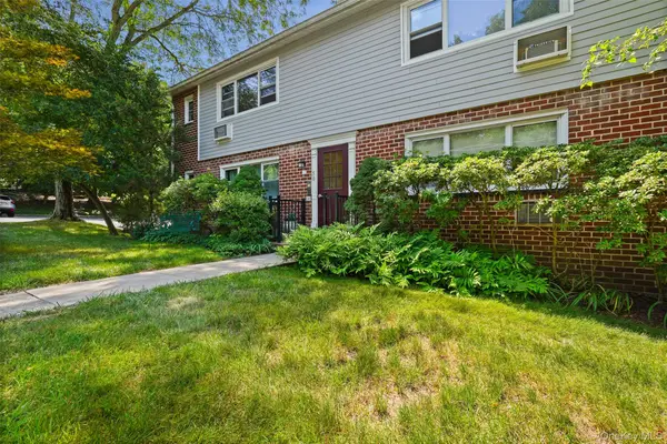 50 Charter Circle #C, Ossining, NY 10562