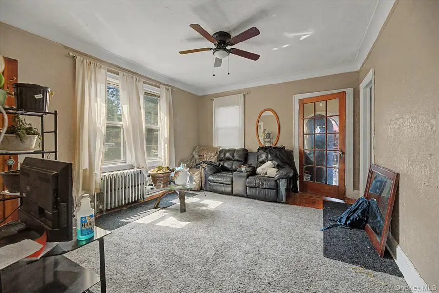 953 E 226th Street, Bronx, NY 10466 - #3