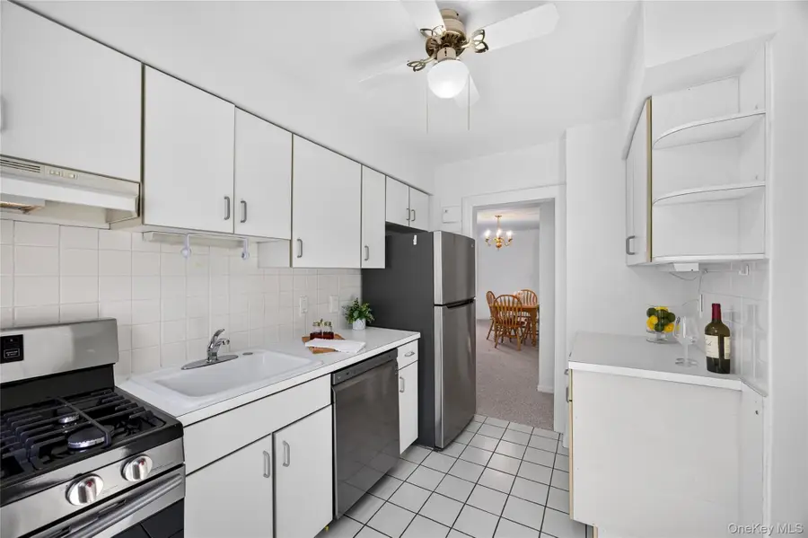 590 Bedford Road #22, Pleasantville, NY 10570 - #3