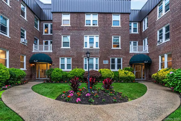 185 Atlantic Avenue #C11, Lynbrook, NY 11563