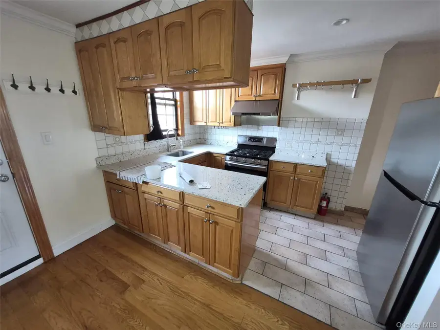 2033 28th Street, Astoria, NY 11105 - #3