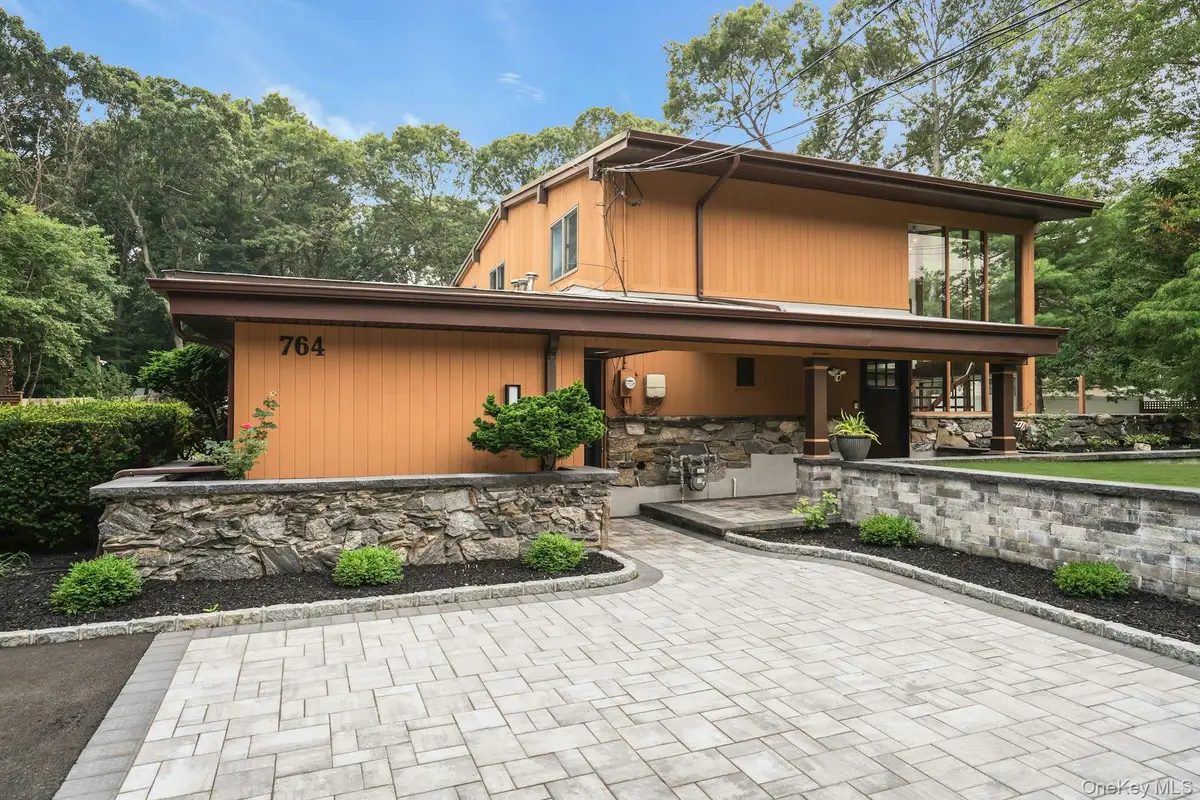 764 Vanderbilt Parkway, Dix Hills, NY 11746 - #1