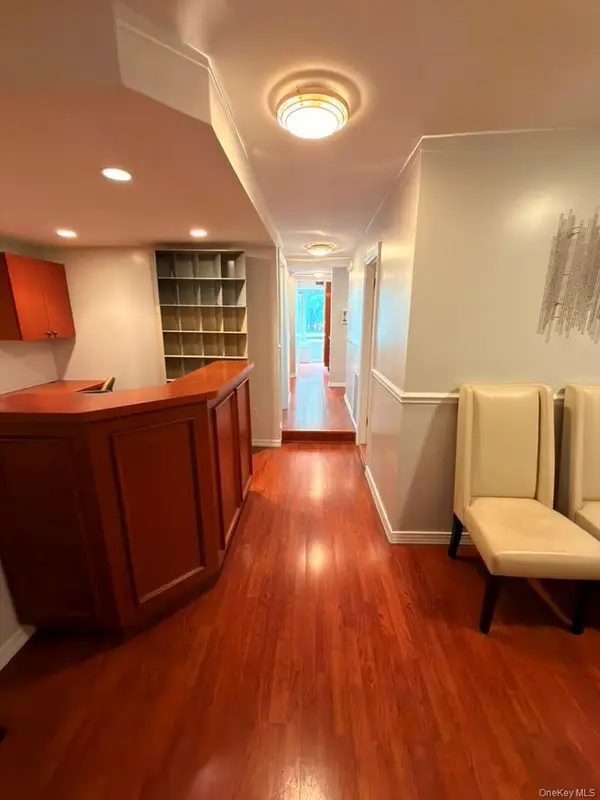 155 W 68th Street #2-27, New York (Manhattan), NY 10023