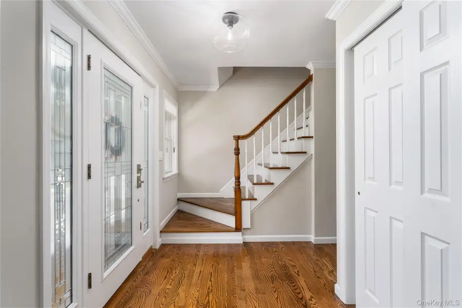 93 Chestnut Street, Mount Sinai, NY 11766 - #2