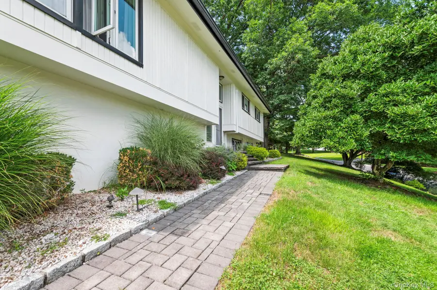 25 Ackerman Avenue, Airmont, NY 10901 - #3