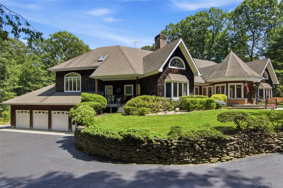 55 Meadow Glen Road, Northport, NY 11768 - #3