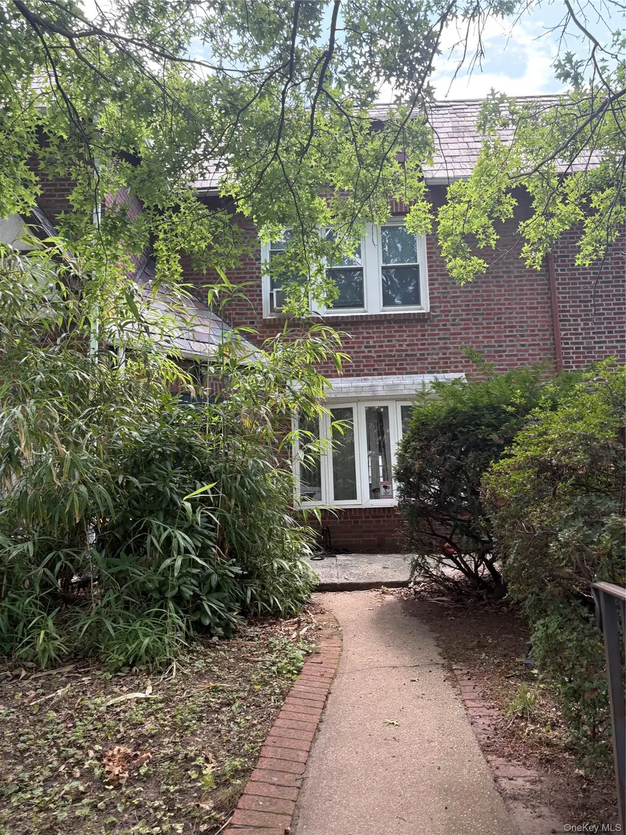 9608 68th Avenue, Forest Hills, NY 11375 - #2