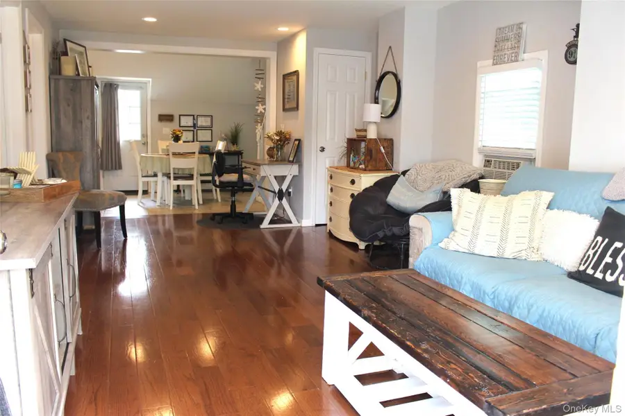 63 Smith Street, Sayville, NY 11782 - #3