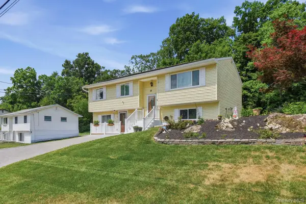 30 Raker Road, Poughkeepsie, NY 12603