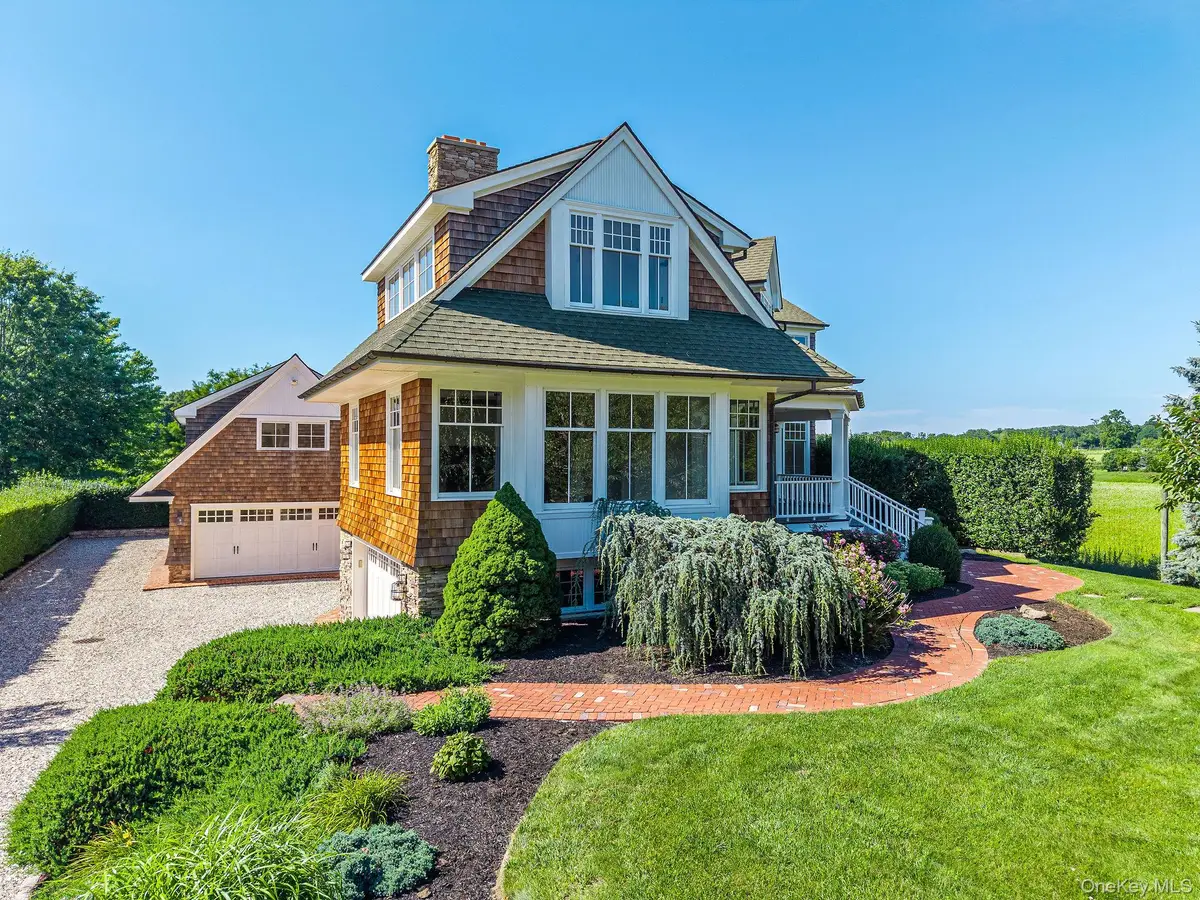 118 Peconic Bay Boulevard, Aquebogue, NY 11931 - #1