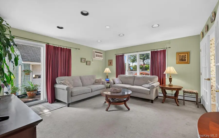 83 Whittier Avenue, North Merrick, NY 11566 - #2