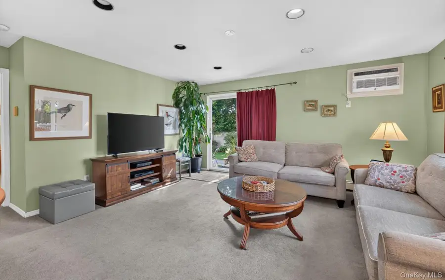 83 Whittier Avenue, North Merrick, NY 11566 - #3