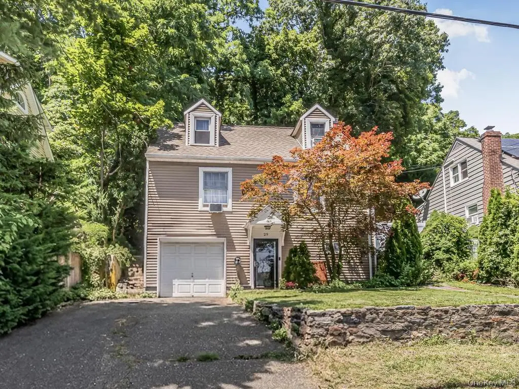 29 S Washington Avenue, Hartsdale, NY 10530 - #1