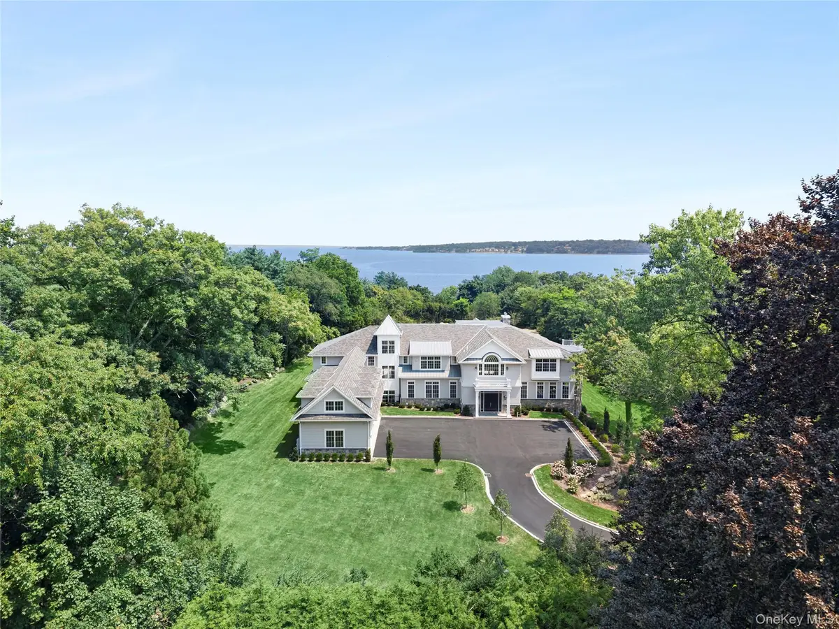 4 Shepherds Lane, Sands Point, NY 11050 - #1