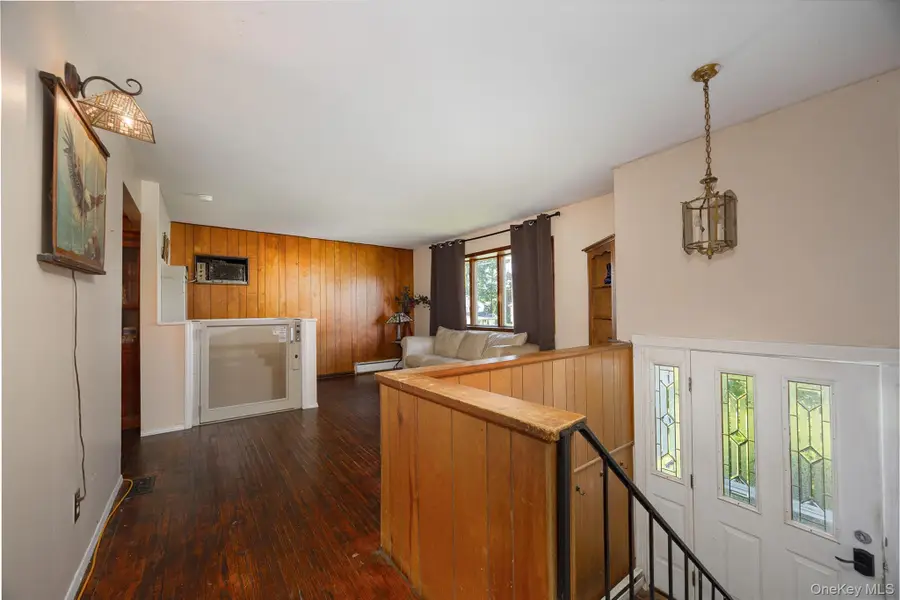 17 Ricky Lane, Poughkeepsie, NY 12601 - #3