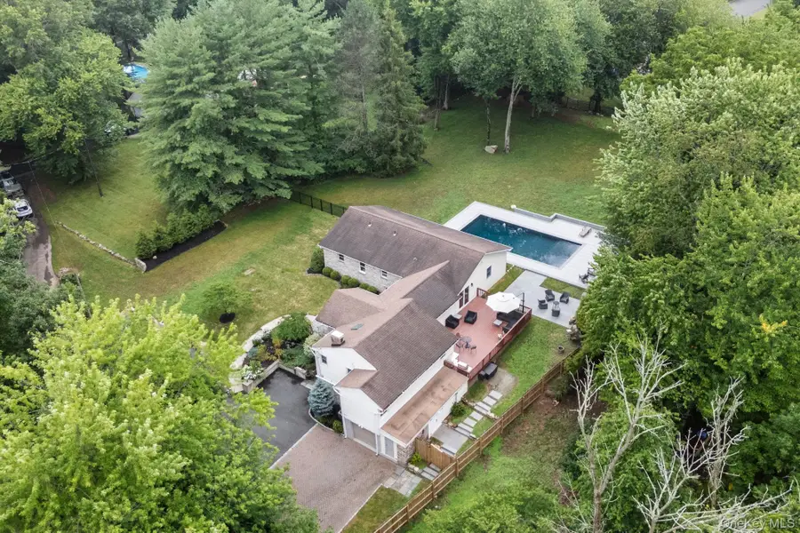 15 Green Hedges Lane, Blauvelt, NY 10913 - #2