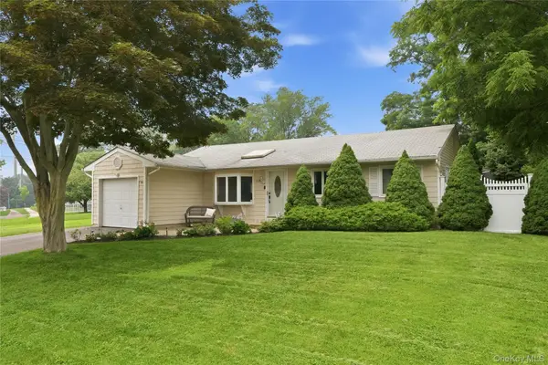 115 Argyle Avenue, Selden, NY 11784