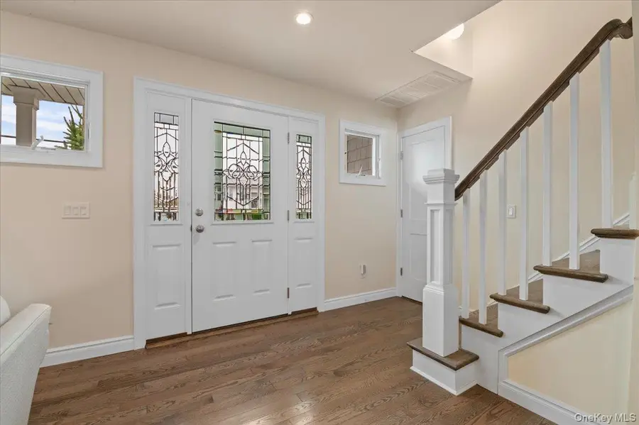2548 Ocean Avenue, Seaford, NY 11783 - #2