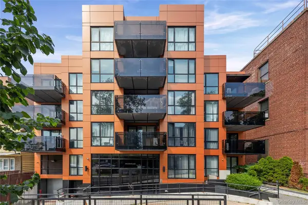 43-12 214th Place #3E, Bayside, NY 11361