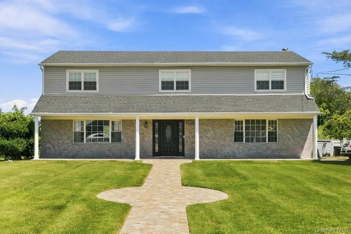 336 Grand Central Avenue, Amityville, NY 11701 - #1