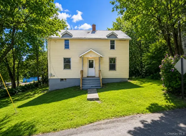 6 Old Walnut Street, Catskill, NY 12414