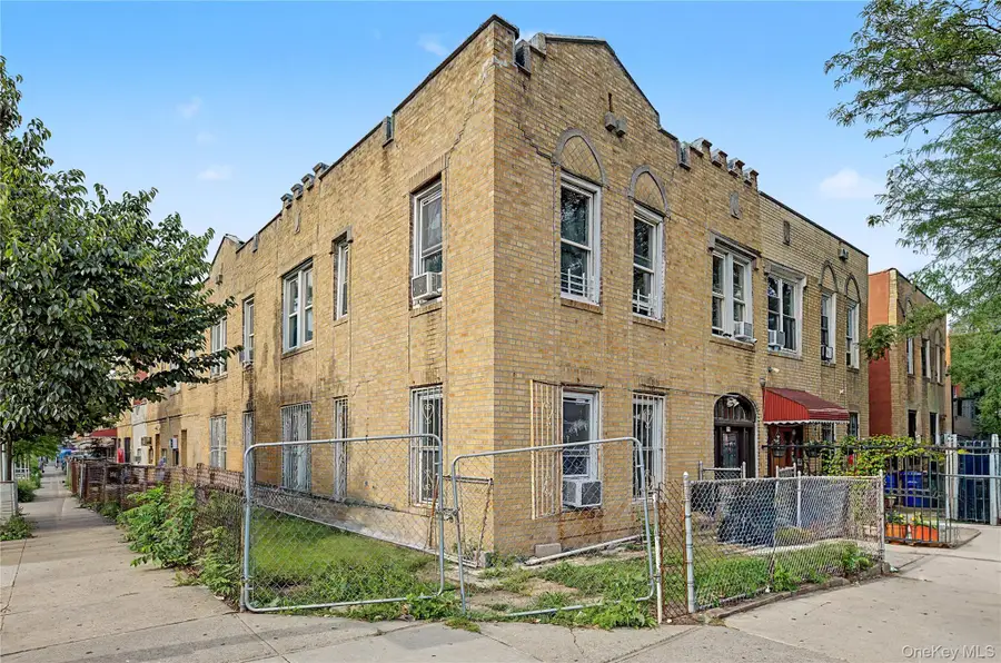 1661 E 172nd Street, Bronx, NY 10472 - #2
